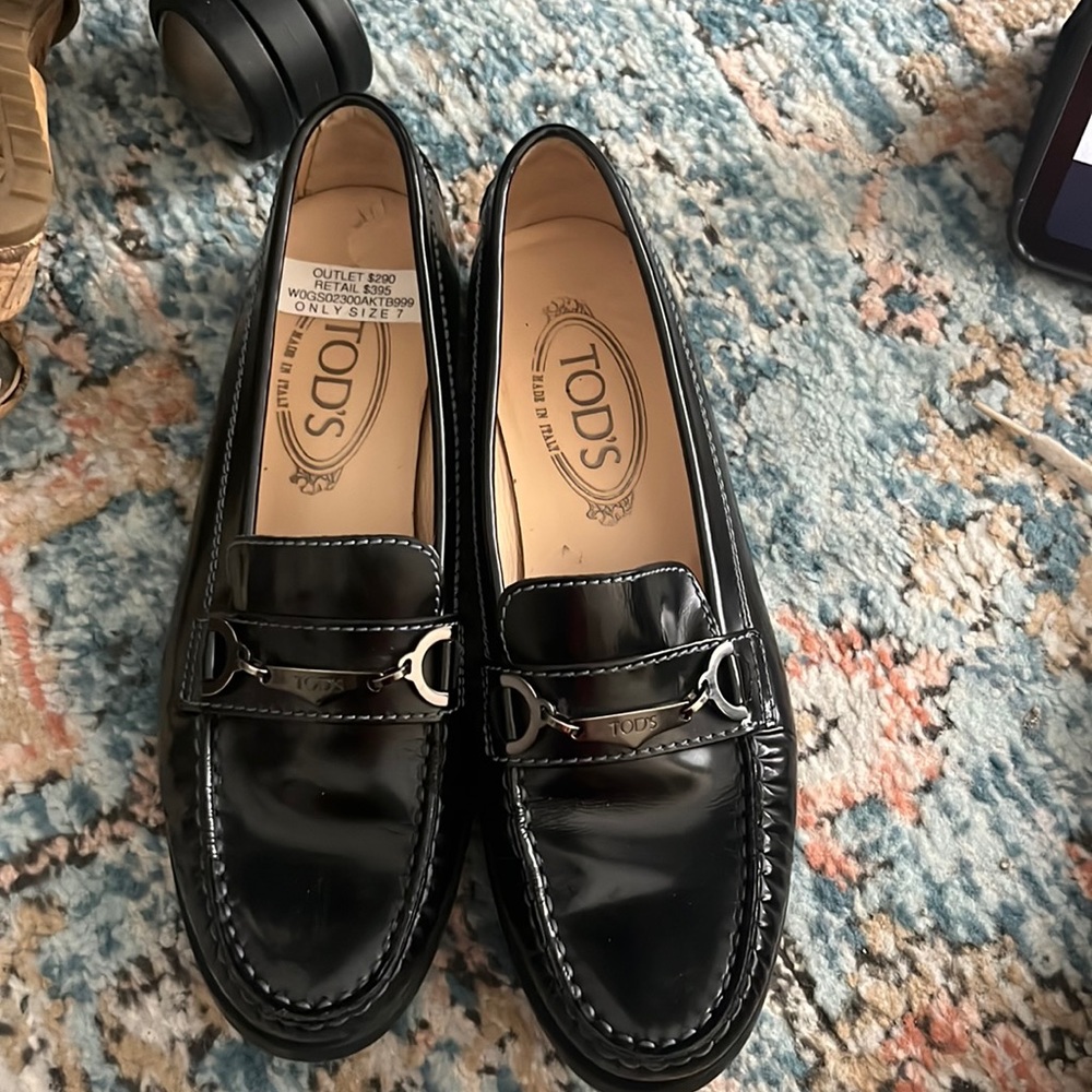 NEW Tod’s loafers
